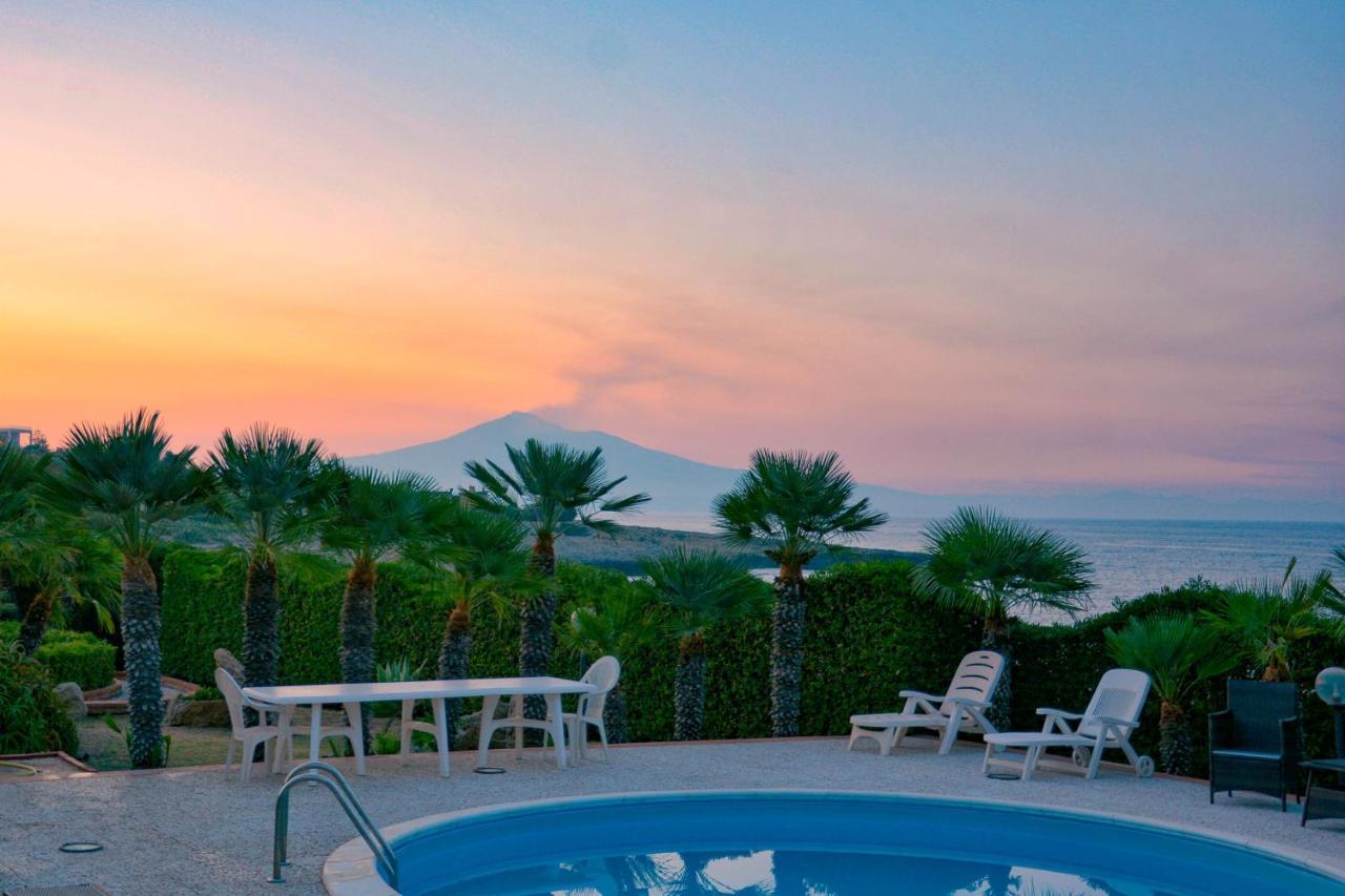 הוילה אוגוסטה La Casa In Riva Al Mare מראה חיצוני תמונה