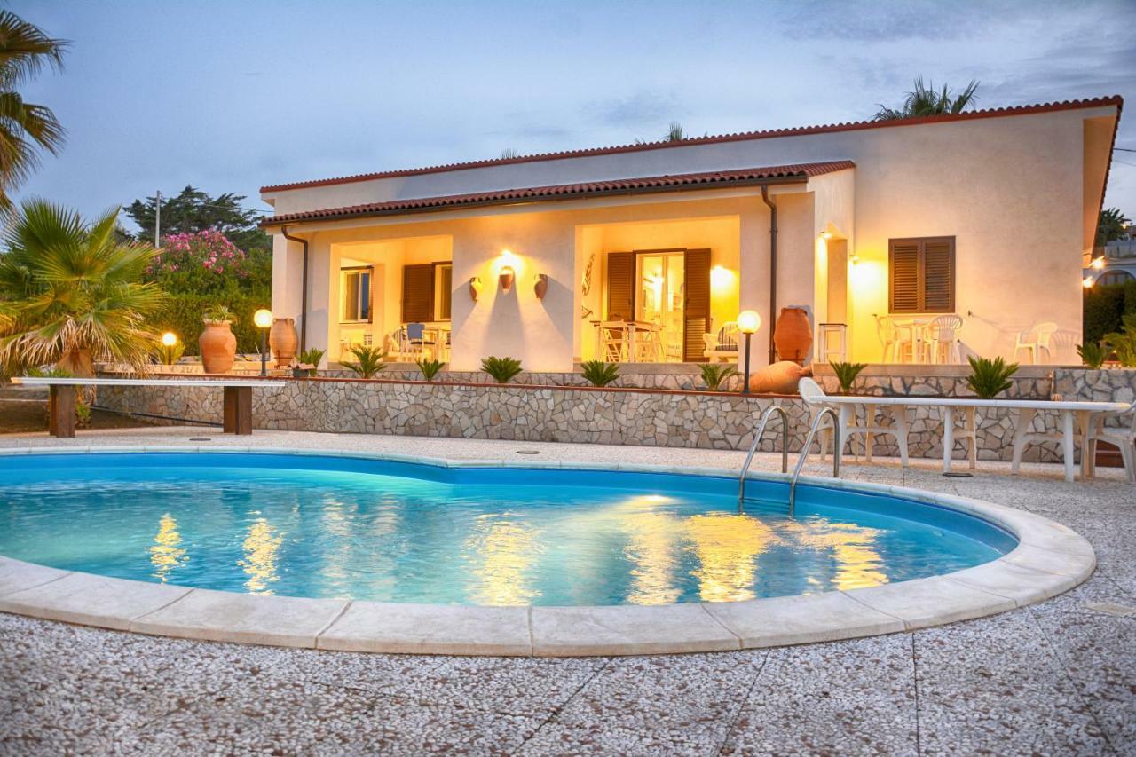 הוילה אוגוסטה La Casa In Riva Al Mare מראה חיצוני תמונה