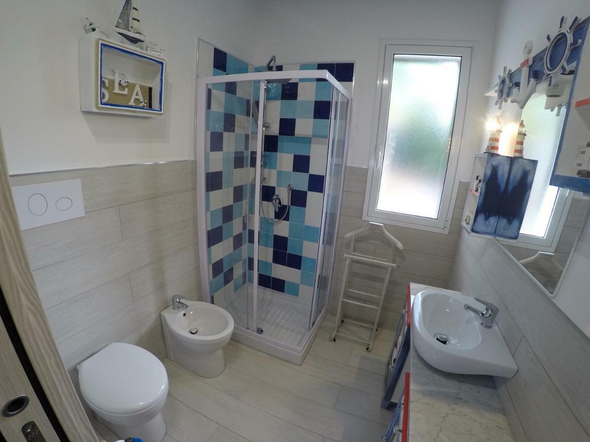 הוילה אוגוסטה La Casa In Riva Al Mare מראה חיצוני תמונה