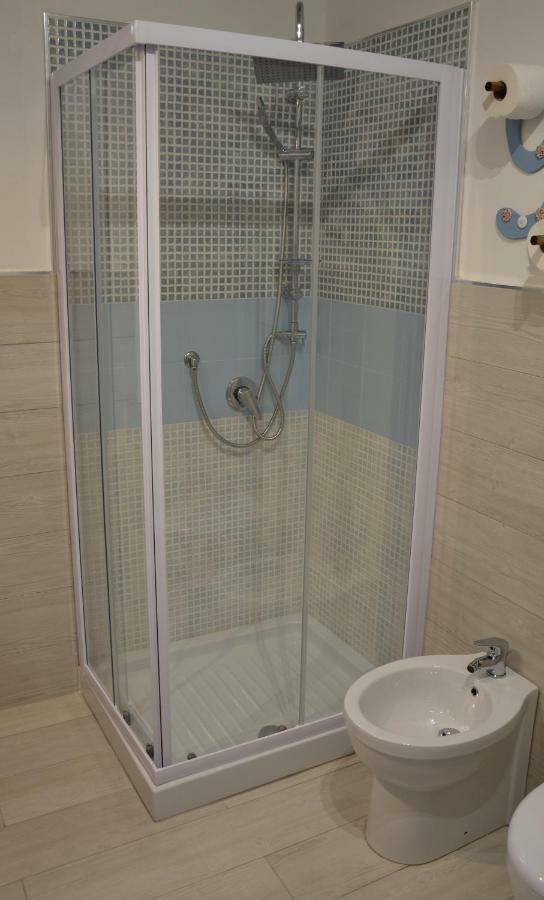 הוילה אוגוסטה La Casa In Riva Al Mare מראה חיצוני תמונה